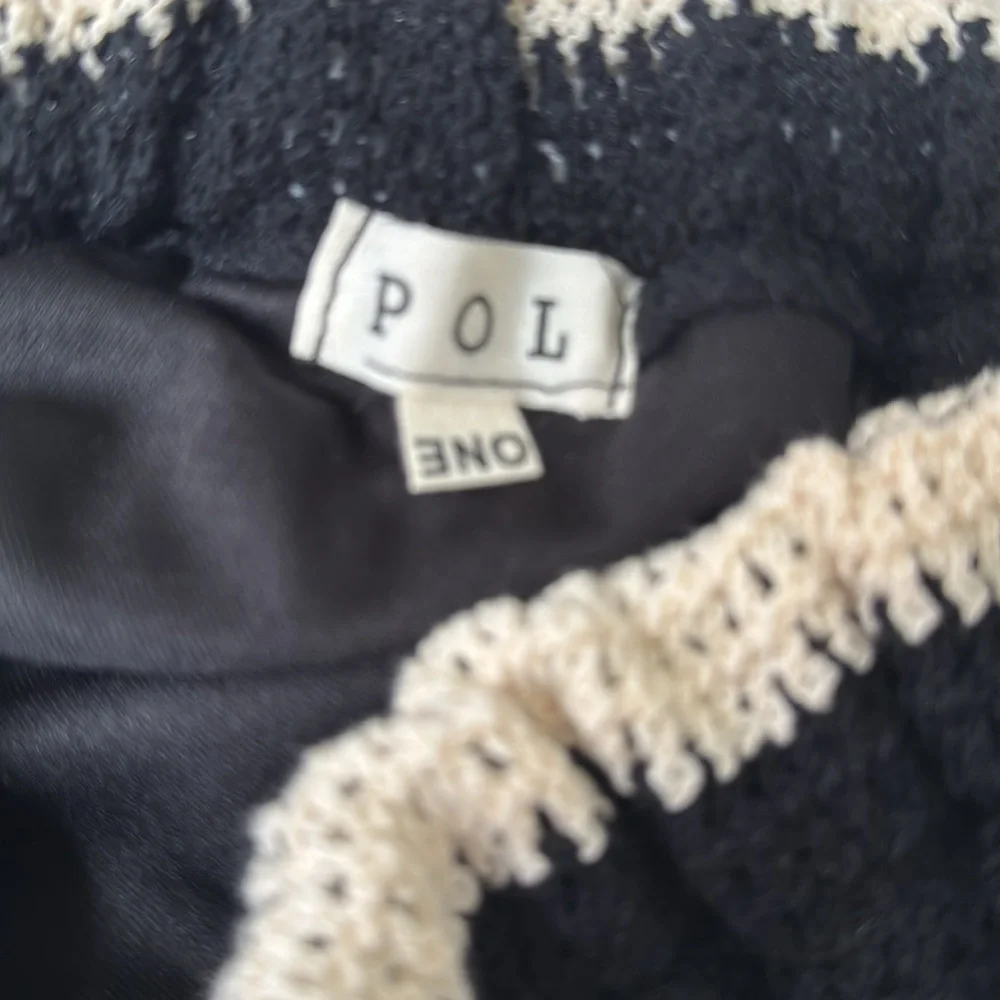 NEW POL Black and Natural Chevron Knit Skirt One Size - Picture 6 of 9